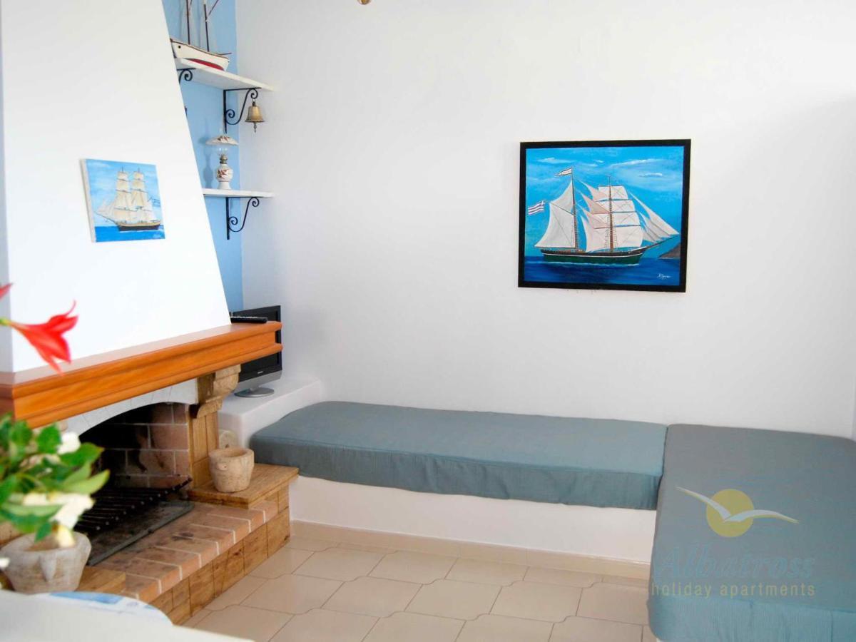 Albatross Holiday Apartments Agios Sostis  Exterior foto